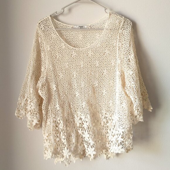 Papaya Tops - PAPAYA Crochet Floral Boho Top Size Medium